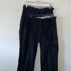 ( 2 ) Koi slim mid-rise cargo scrub pant
